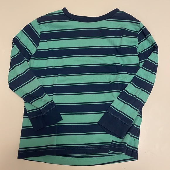 Boys long sleeve shirts size 6-8 - Picture 2 of 8